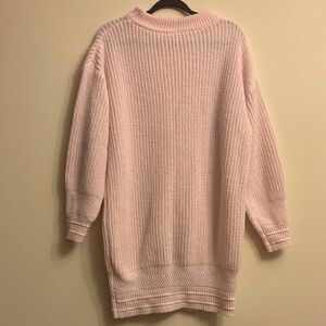 Women’s Knitted Pink Sweater Valentine’s Day